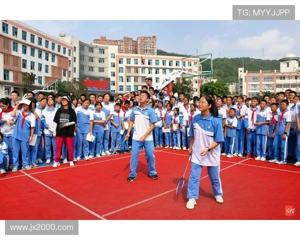 陈芳独家分享网球心得与技巧助你提升球技的秘诀与经验总结