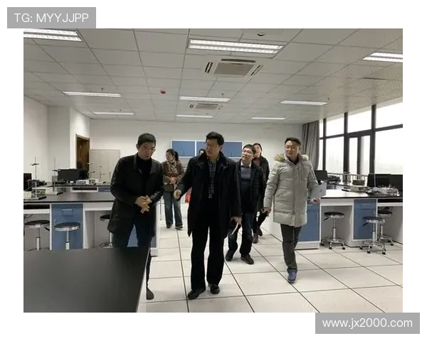 与杨磊深度对话探讨英雄联盟职业生涯的起伏与成就